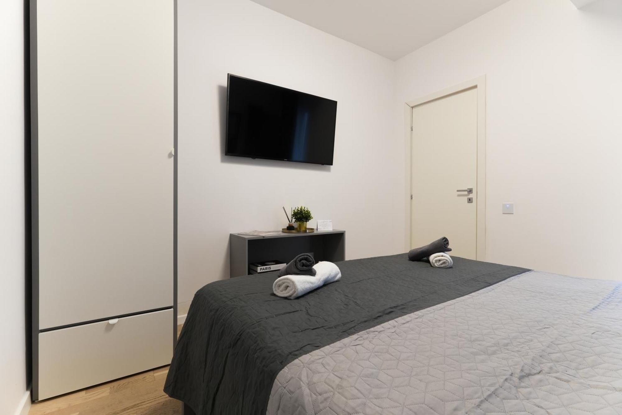 Ana - Cozy & Quiet Apt With Balcony & Garden View Bucureşti Exterior foto