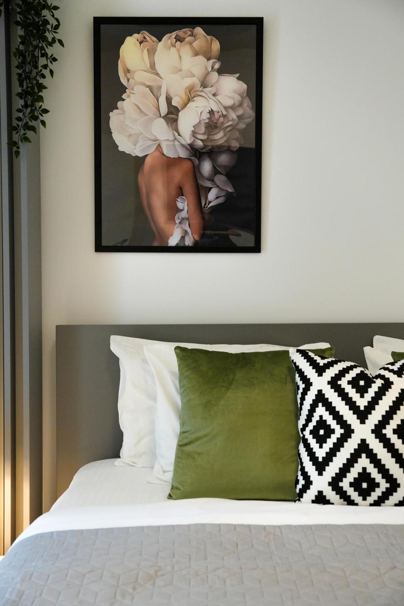 Ana - Cozy & Quiet Apt With Balcony & Garden View Bucureşti Exterior foto